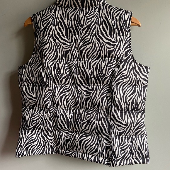 Charter Club Zebra Pattern Vest - Picture 5 of 7